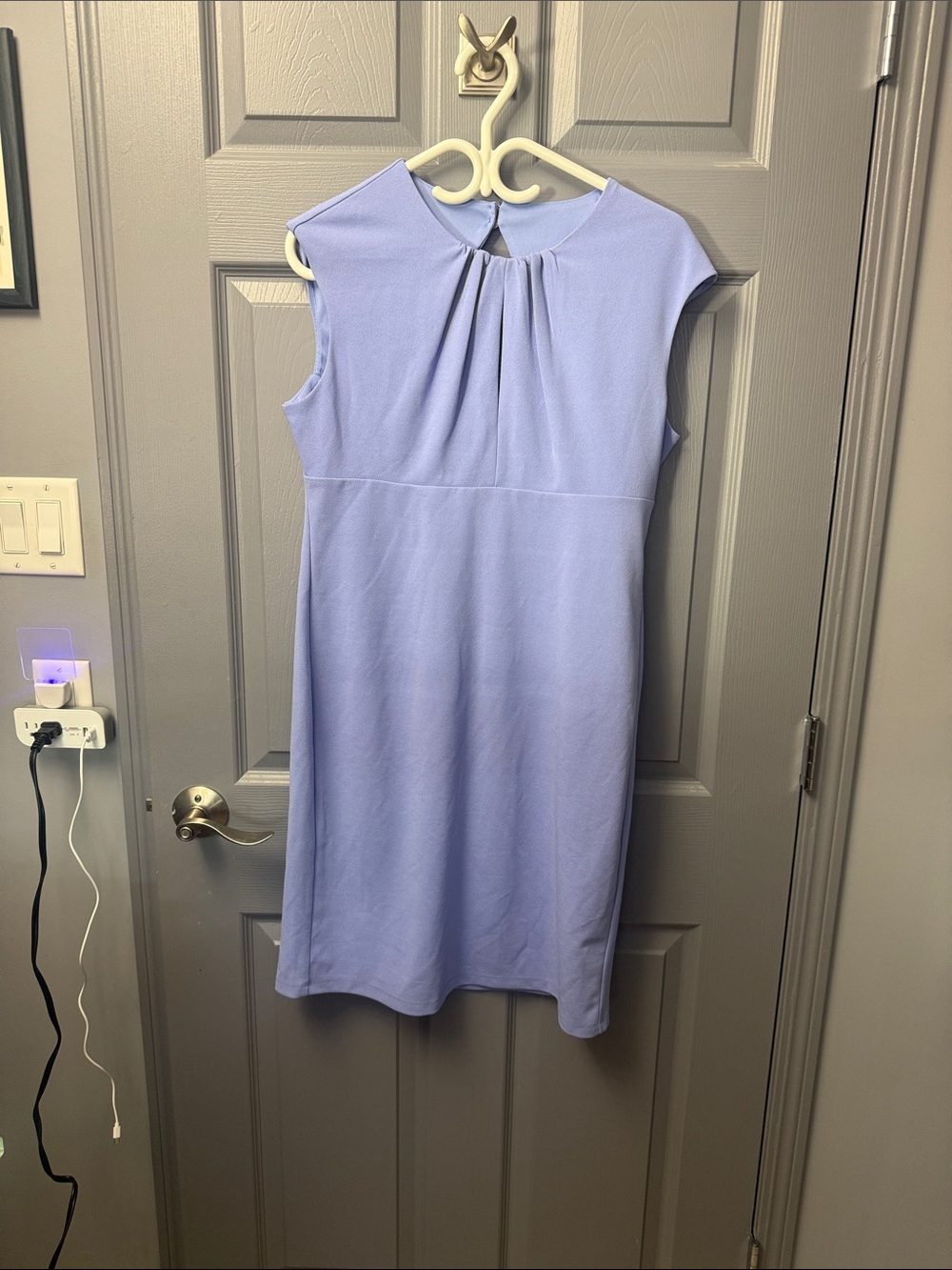 Suzy Shier Lavender Sleeveless Sheath Dress
